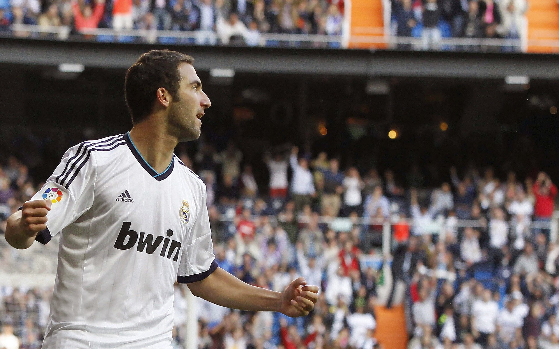 《堡垒之夜》举办线上主播争霸赛,精彩纷呈,《堡垒之夜》视频解说