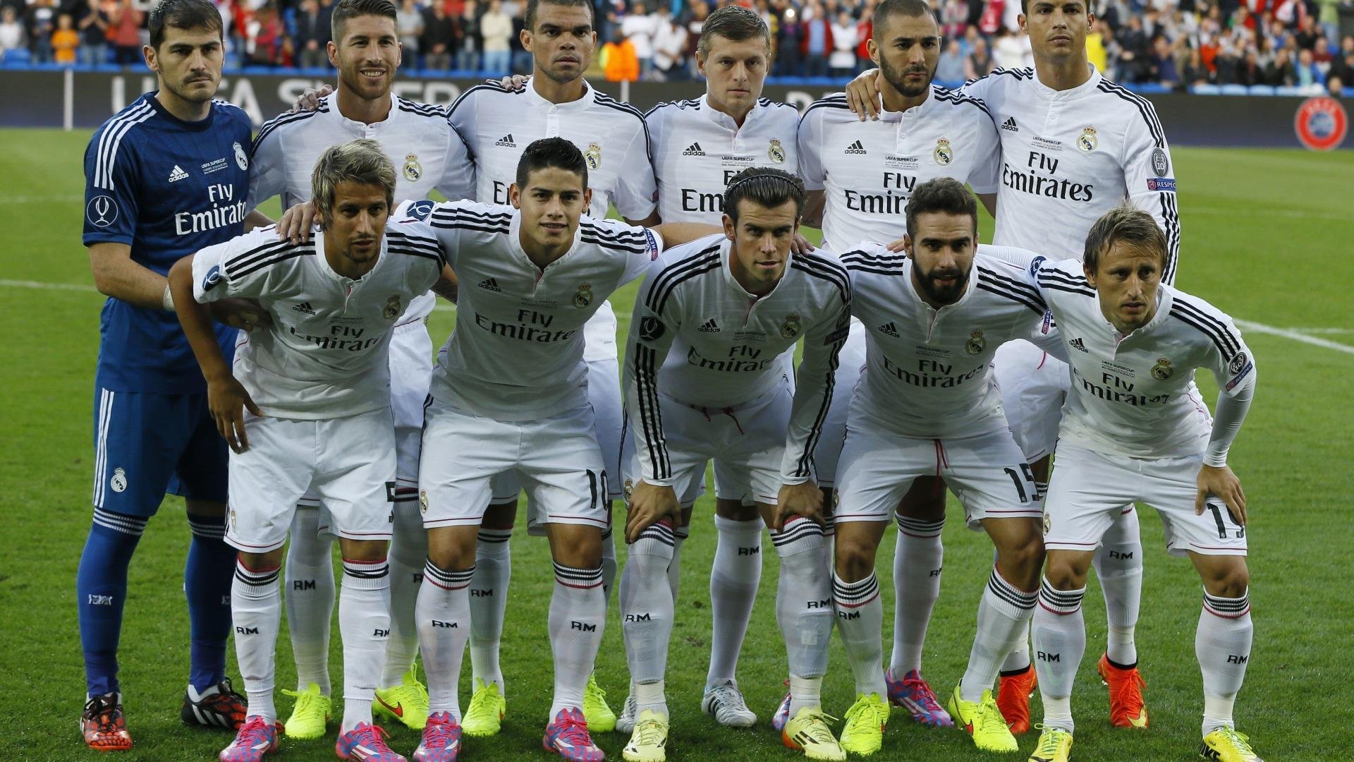 C罗:从贫民窟到全球偶像,自律与奋斗的典范,c罗chant